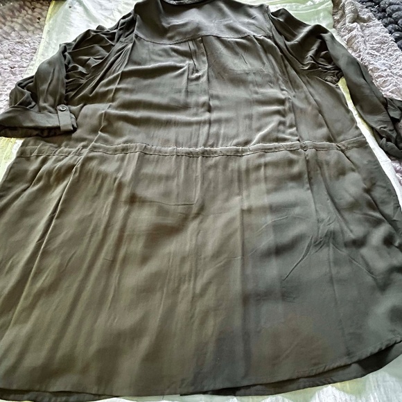 NEW PHOTOS! TUNIC, BUTTON UP, DARK OLIVE, SIZE 4X, LONG SLEEVES, 4 POCKETS, RAYO - Picture 10 of 16